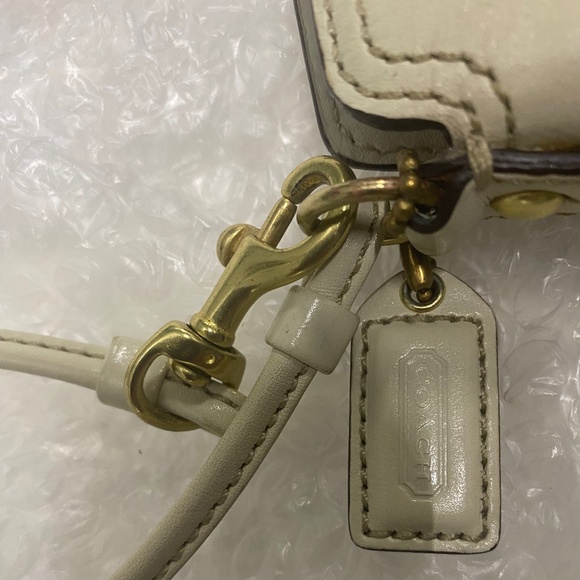 Coach hand clutch - Picture 7 of 8